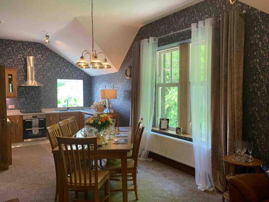 Chandlers Apartment Ascog ภายนอก รูปภาพ