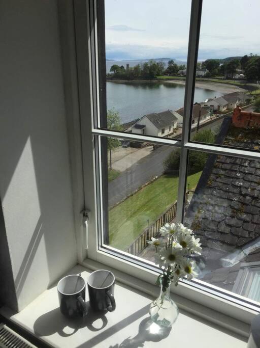 Chandlers Apartment Ascog ภายนอก รูปภาพ